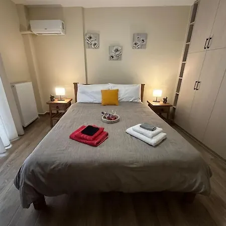 Ideal Loft Next To Metro Apartment