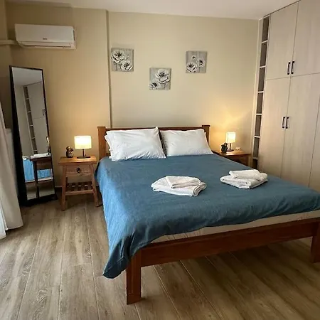 Ideal Loft Next To Metro Apartment *